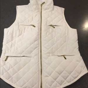 Michael Kors cream Women’s Puffer Vest size M